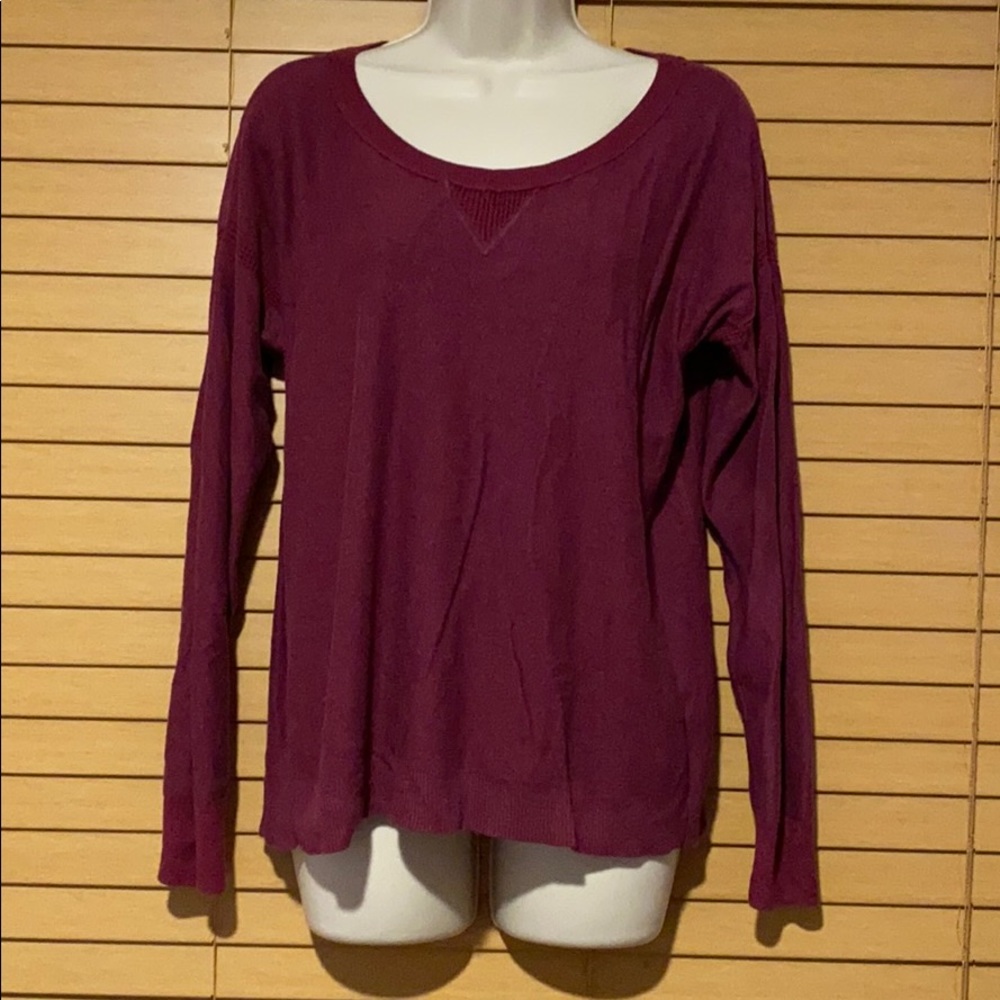American Eagle Sweater